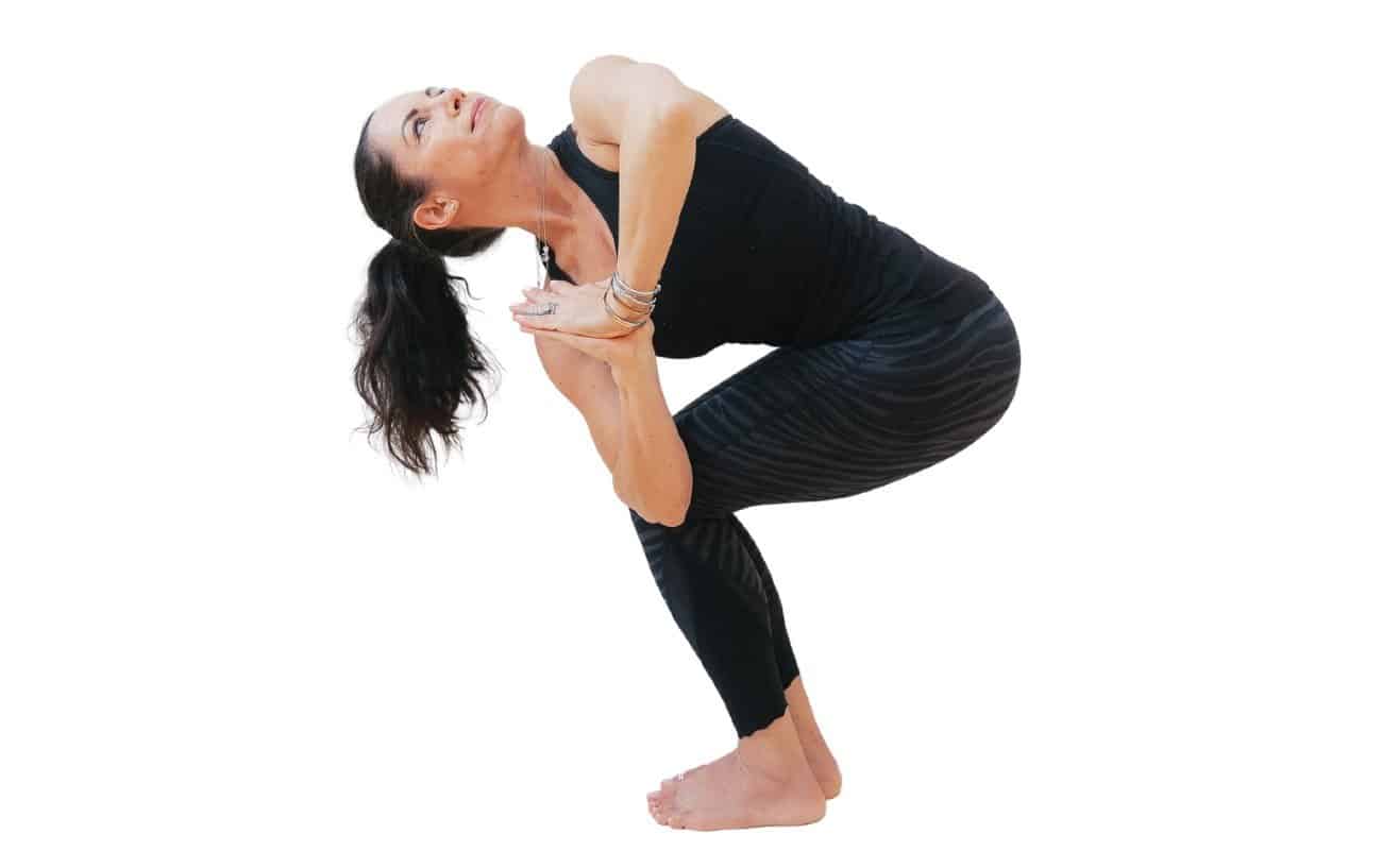 yoga, parivrtta utkatasana, twisted/ revolved chair pose Stock Vector |  Adobe Stock